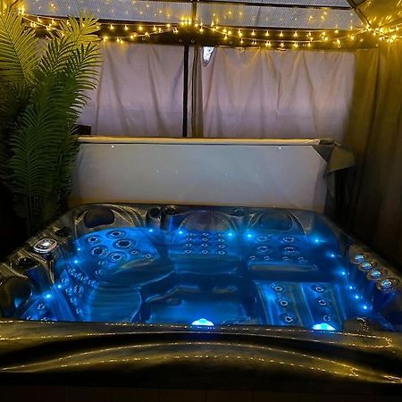Secret Gem 1 Bed Garden Flat Private Luxury Hot Tub Apartman Bournemouth Kültér fotó